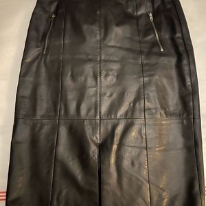 Halogen black leather skirt